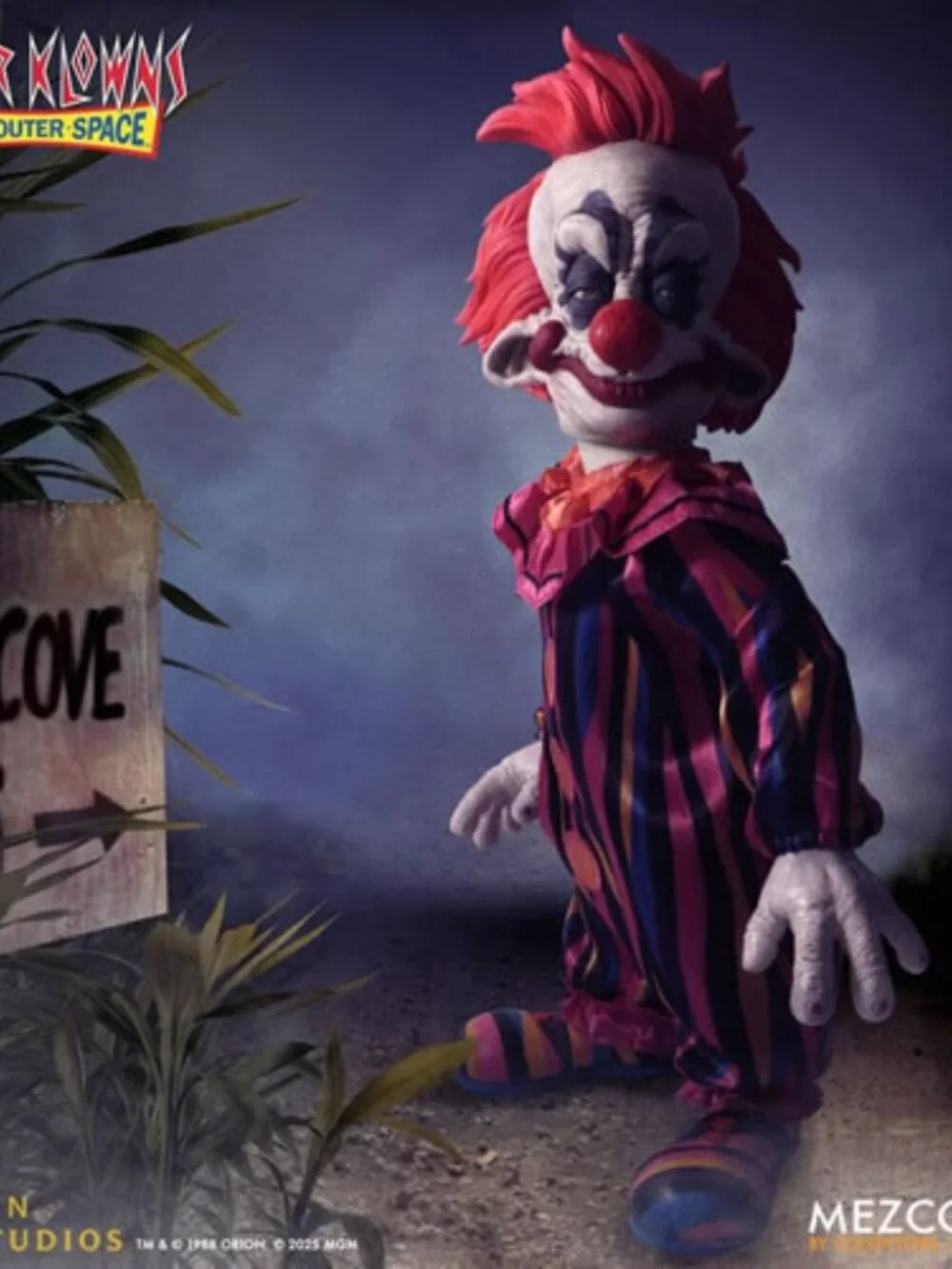 Mezco Toyz Killer Klowns From Outer Space 15